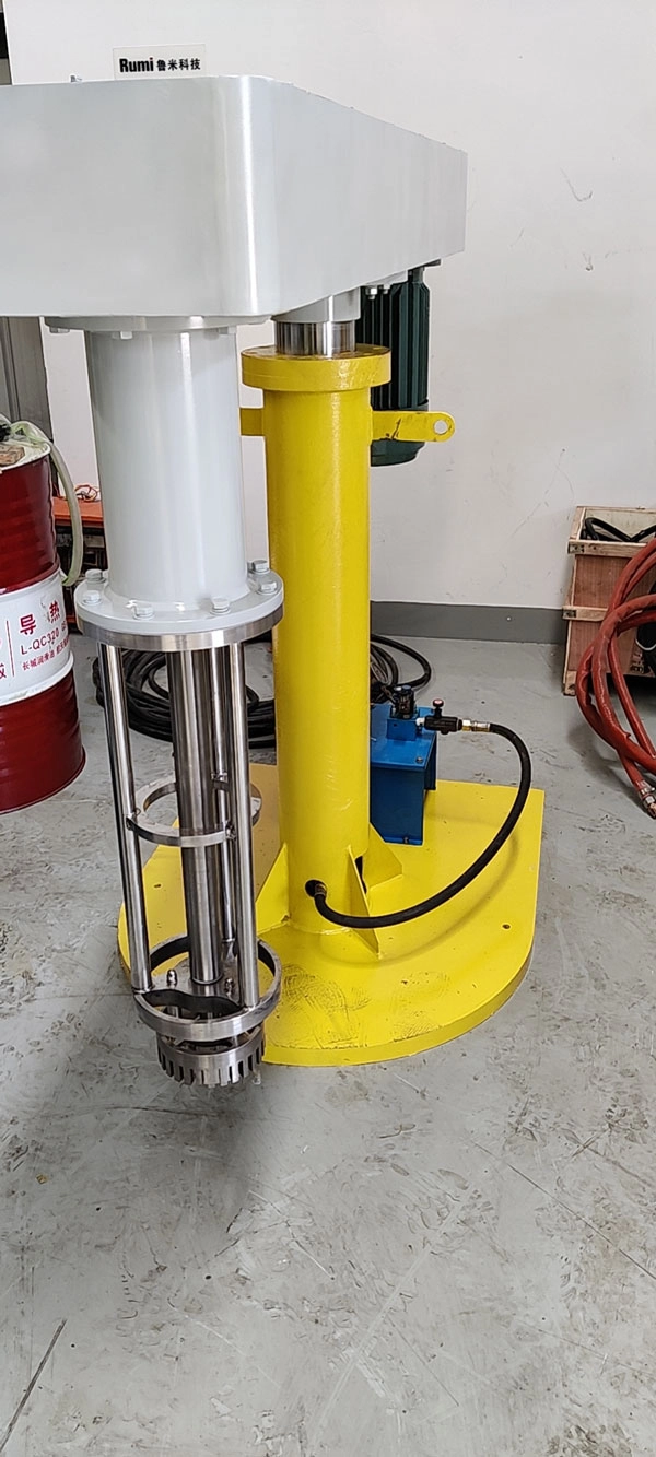 Emulgator homogenizujący o wysokim ścinaniu hydraulicznym